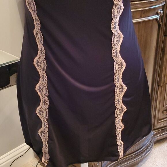 Size Small chemise nightgown dress. - Picture 3 of 6